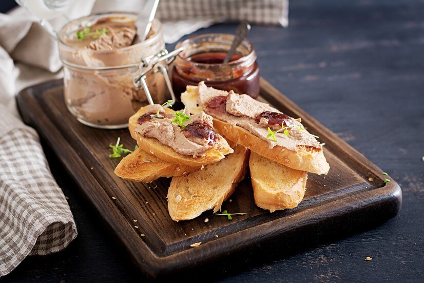 chicken-homemade-liver-paste-glass-jar-with-toasts-lingonberry-jam-with-chili_2829-18741